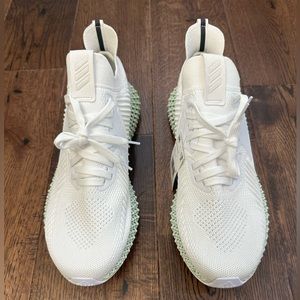 Men’s Adidas AlphaEdge Sneakers Size 10.5 NWT